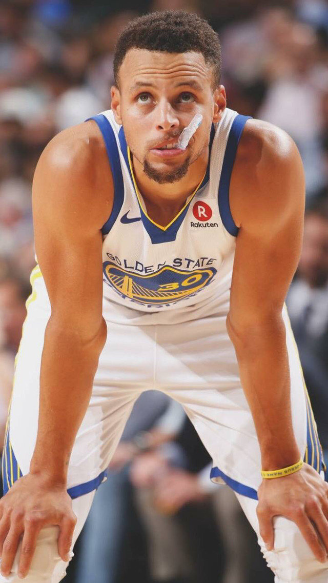 全场屏住呼 全场屏住呼